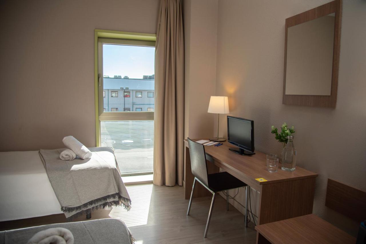 Hotel La Parada ヘタフェ エクステリア 写真